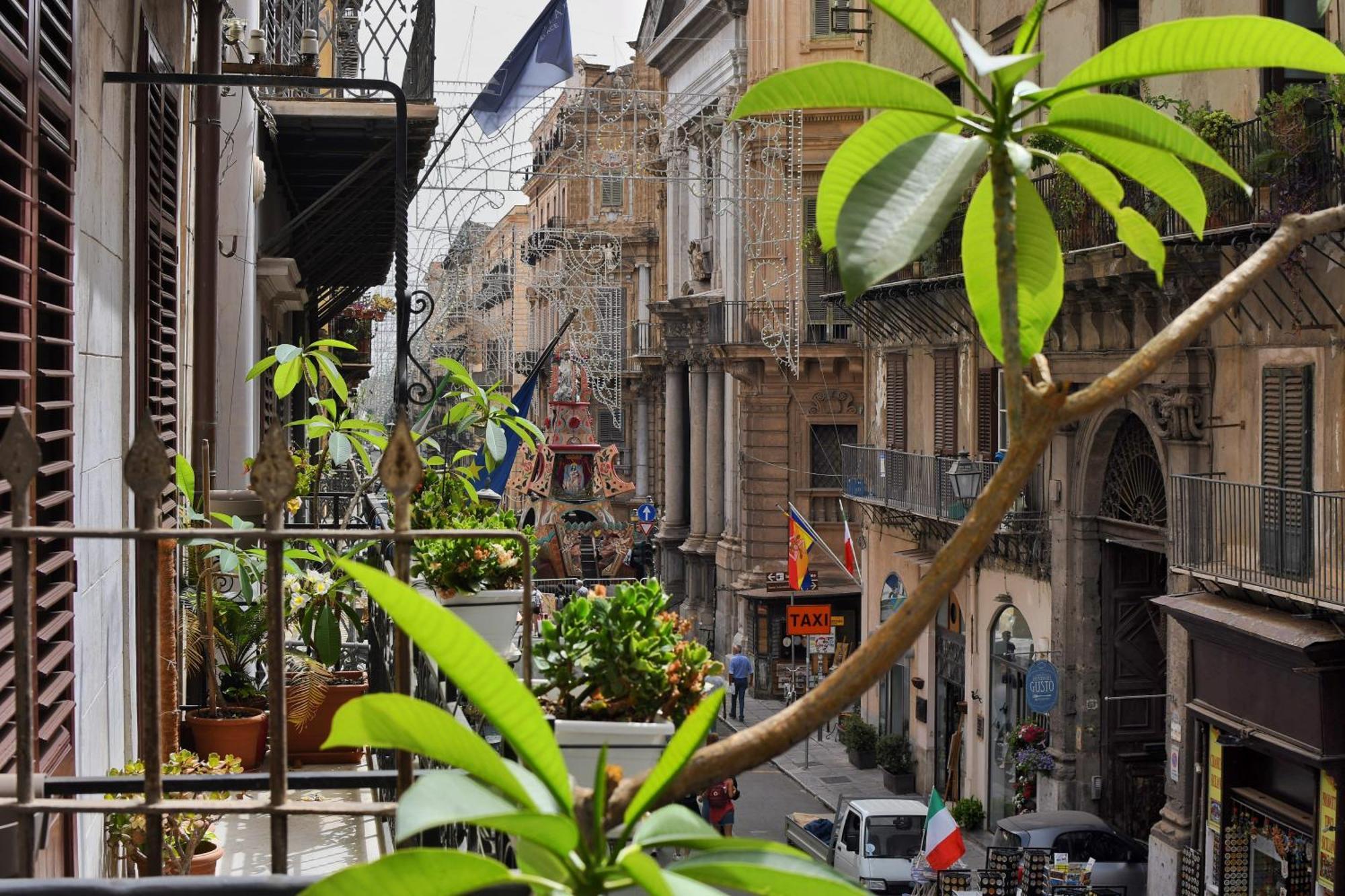 パレルモIflat Palazzo Ragusiアパートメント エクステリア 写真